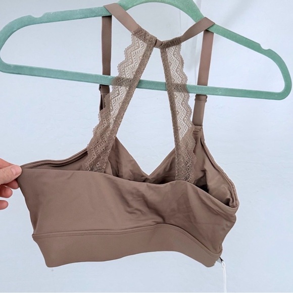 Worn Once Harper Wilde Mauve Bliss Lace Halterneck Triangle Bralette - Picture 4 of 6